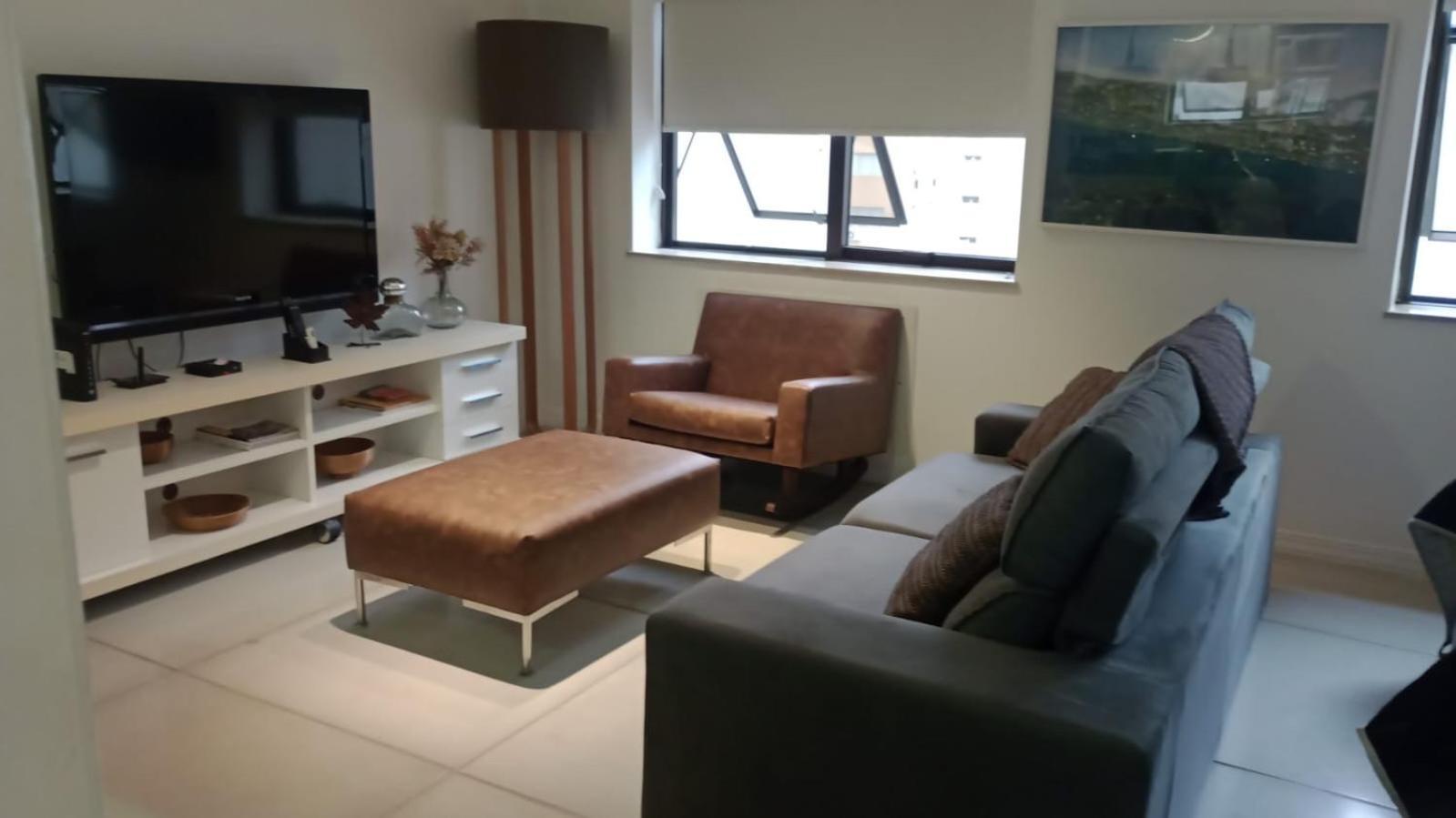 Flat Itaim * São Paulo